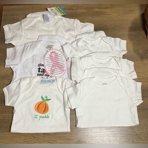 Lot of 6 NWT & NWOT Onesies